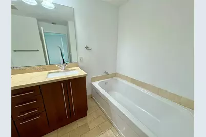 79 SW 12th St #3309-S, Miami, FL 33130 - Photo 7