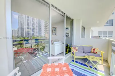 1500 Bay Rd #528S, Miami Beach, FL 33139 - Photo 7