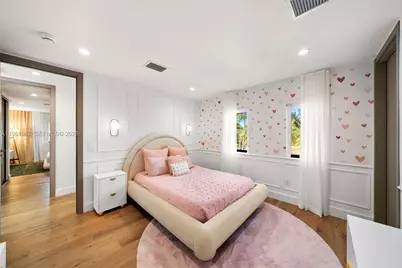 710 S Shore Dr, Miami Beach, FL 33141 - Photo 23