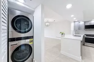 12701 SW 13th St, Pembroke Pines, FL 33027 - Photo 17