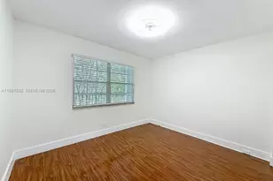 12701 SW 13th St, Pembroke Pines, FL 33027 - Photo 17