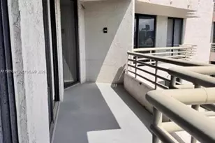 3300 NE 191st St, Aventura, FL 33180 - Photo 7