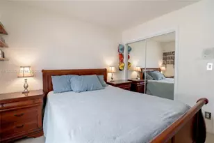 8070 SW 157th Pl, Miami, FL 33193 - Photo 15