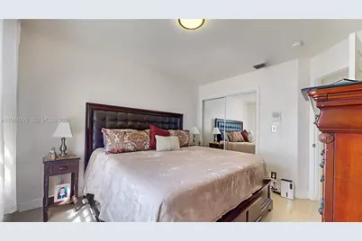8070 SW 157th Pl, Miami, FL 33193 - Photo 17
