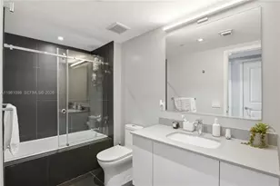 1600 NE 1st Ave, Miami, FL 33132 - Photo 27