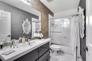 11262 NW 59th Terrace, Doral, FL 33178 - Photo 21