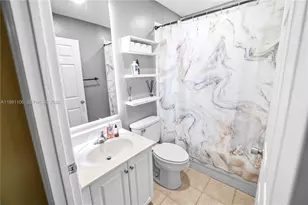 6037 SW 19th St, North Lauderdale, FL 33068 - Photo 5