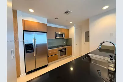 1050 Brickell Ave #3202, Miami, FL 33131 - Photo 7