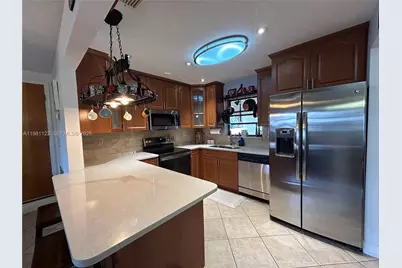 10818 SW 72nd St #154, Miami, FL 33173 - Photo 5