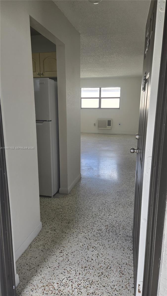 142 SW 18th Ave #30 main architectural view