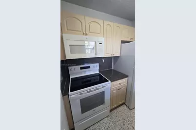 142 SW 18th Ave #30, Miami, FL 33135 - Photo 11