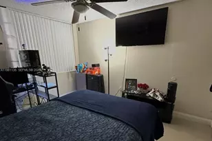 12124 St.Andrews Pl, Miramar, FL 33025 - Photo 9