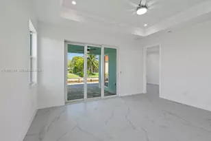 1105 SE 38th St, Cape Coral, FL 33904 - Photo 35