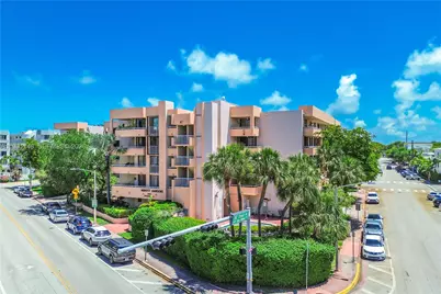 8101 Byron Ave #509, Miami Beach, FL 33141 - Photo 1