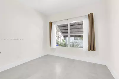 52 NW 47th Ter, Miami, FL 33127 - Photo 17