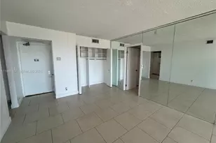 20301 W Country Club Dr, Aventura, FL 33180 - Photo 25