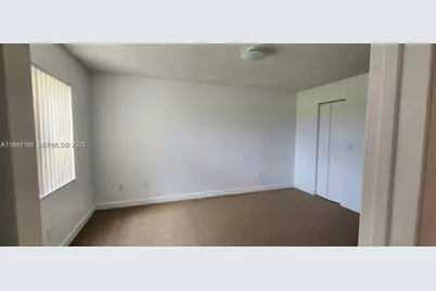 880 NE 207th Ter #104-10, Miami, FL 33179 - Photo 15