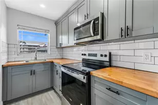 5300 Washington St, Hollywood, FL 33021 - Photo 5