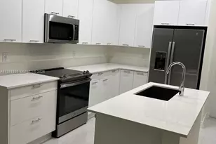 8001 NW 41st St, Doral, FL 33166 - Photo 7