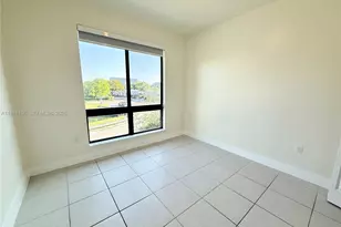 8001 NW 41st St, Doral, FL 33166 - Photo 13