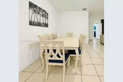 380 NE 37th Ter, Homestead, FL 33033 - Photo 5