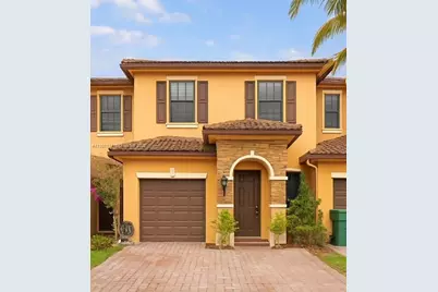 380 NE 37th Ter, Homestead, FL 33033 - Photo 1