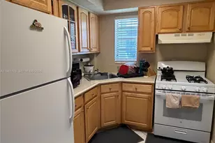 6709 N Kendall Dr, Pinecrest, FL 33156 - Photo 7