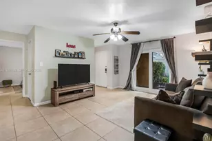 875 Riverside Dr, Coral Springs, FL 33071 - Photo 9