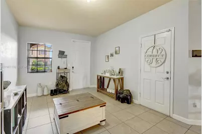 338 NE 37th Ave, Homestead, FL 33033 - Photo 3