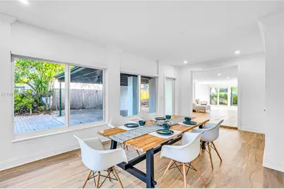 1960 NE 182nd St, North Miami Beach, FL 33162 - Photo 11