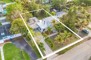 1960 NE 182nd St, North Miami Beach, FL 33162 - Photo 27