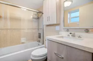 901 S Surf Rd, Hollywood, FL 33019 - Photo 9