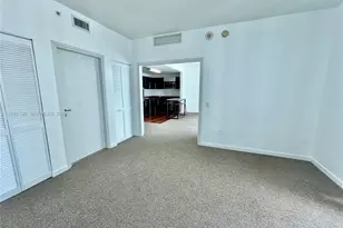 300 S Biscayne Blvd, Miami, FL 33131 - Photo 17