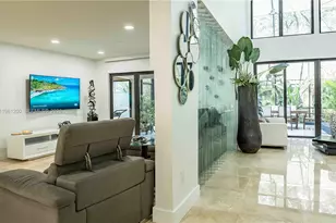 4957 NW 93rd Doral Pl, Doral, FL 33178 - Photo 13