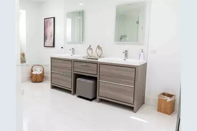 4957 NW 93rd Doral Pl #., Doral, FL 33178 - Photo 37