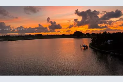 9350 W Bay Harbor Dr #5C, Bay Harbor Islands, FL 33154 - Photo 1