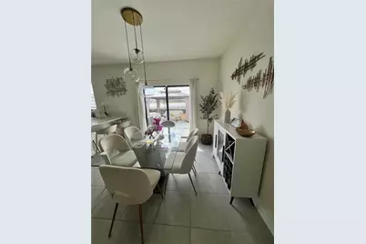 3328 W 114th Ter, Hialeah, FL 33018 - Photo 7