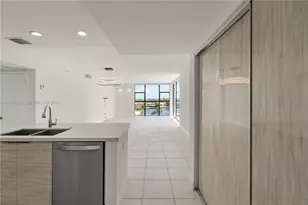 20505 E Country Club Dr, Aventura, FL 33180 - Photo 13