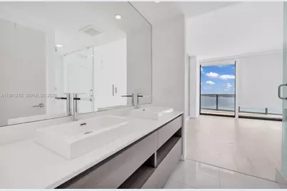460 NE 28th St #3907, Miami, FL 33137 - Photo 19