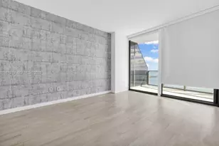 460 NE 28th St, Miami, FL 33137 - Photo 13
