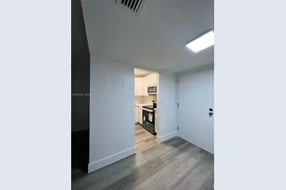 5050 NW 7th St #511, Miami, FL 33126 - Photo 5