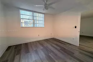 5050 NW 7th St, Miami, FL 33126 - Photo 13