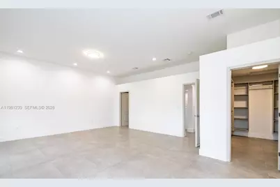 20729 NE 32nd Ave, Aventura, FL 33180 - Photo 19