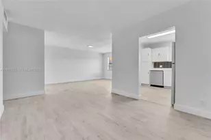 2060 NW 81st Ave, Pembroke Pines, FL 33024 - Photo 7