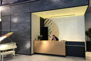 121 NE 34th St, Miami, FL 33137 - Photo 5