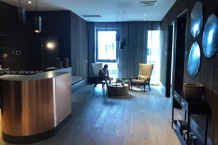 121 NE 34th St, Miami, FL 33137 - Photo 15