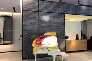 121 NE 34th St, Miami, FL 33137 - Photo 7