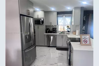 6731 SW 10th Ct #0, North Lauderdale, FL 33068 - Photo 5