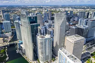 300 S Biscayne Bl, Miami, FL 33131 - Photo 41