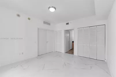 300 S Biscayne Bl #T-3309, Miami, FL 33131 - Photo 11